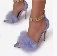 Load image into Gallery viewer, &quot;Peekaboo&quot; heels
