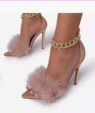 Load image into Gallery viewer, &quot;Peekaboo&quot; heels
